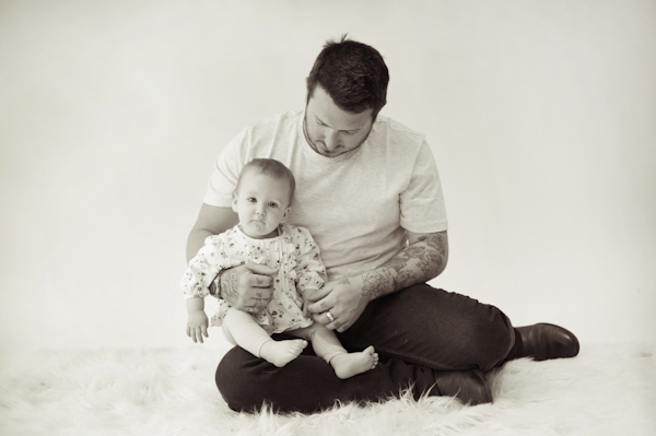 family photographer gold coast dad and baby